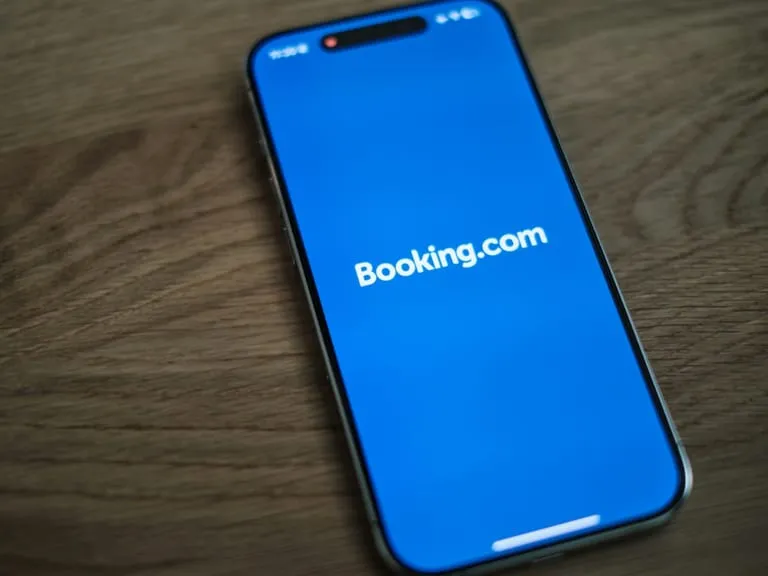 Booking.com mobile